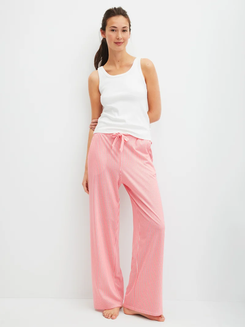 WOMEN Pants