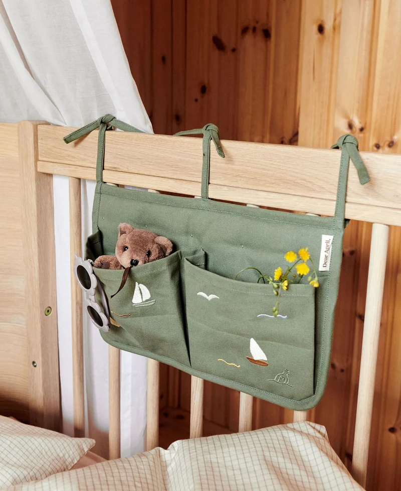 Dear April Posy Betttasche, Sailboats