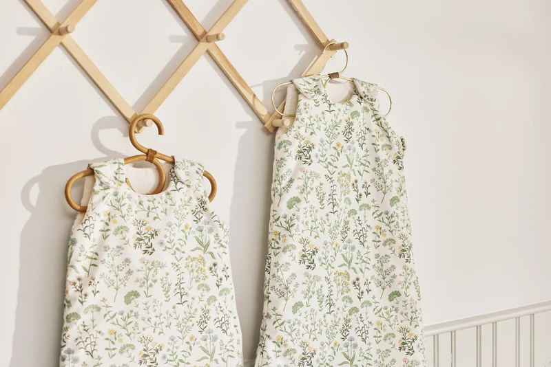 Dear April Wind Winter-Schlafsack, Summer Flowers