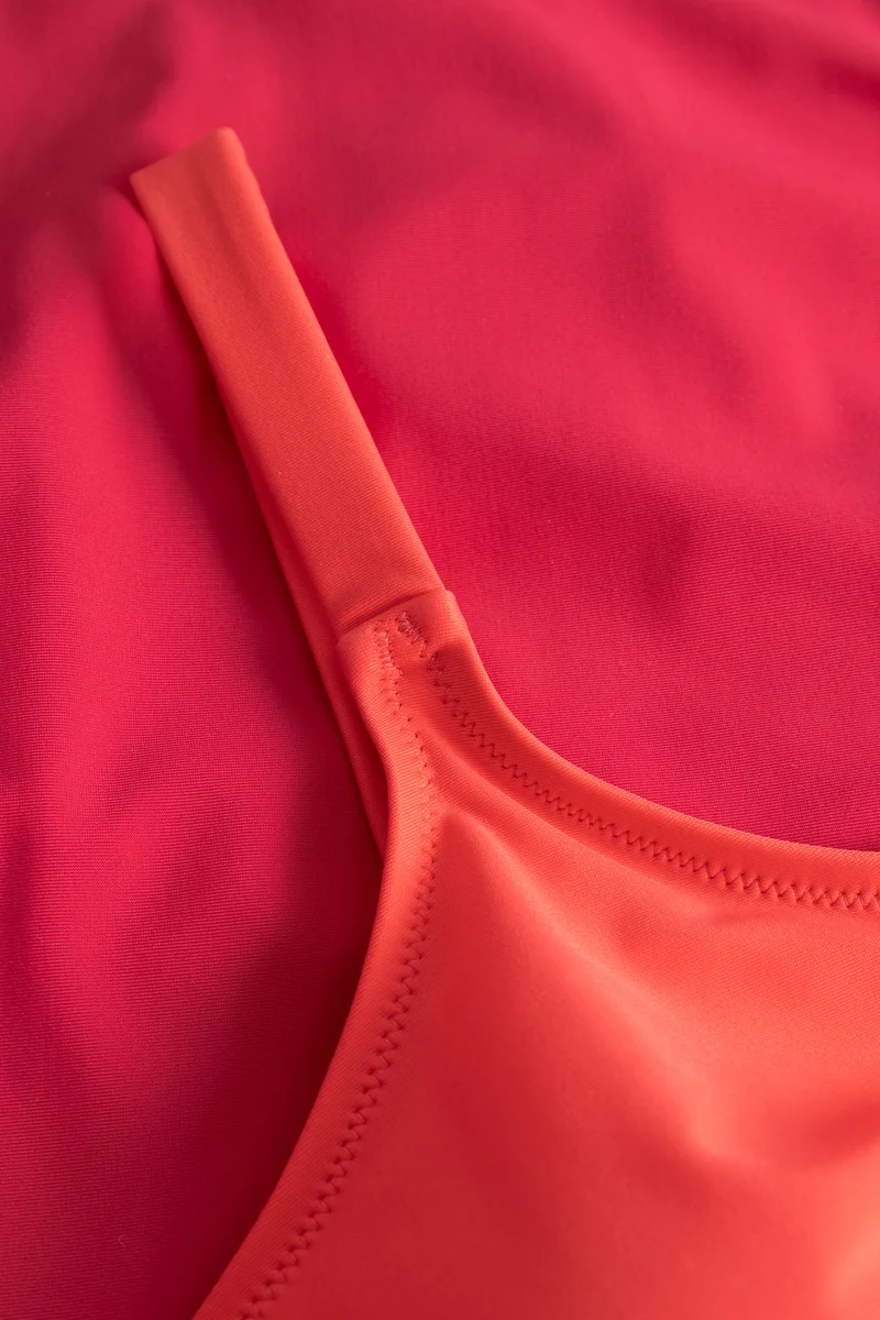 Bathing Suit 1265594