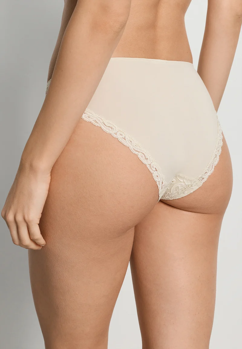 Moments Mini Briefs