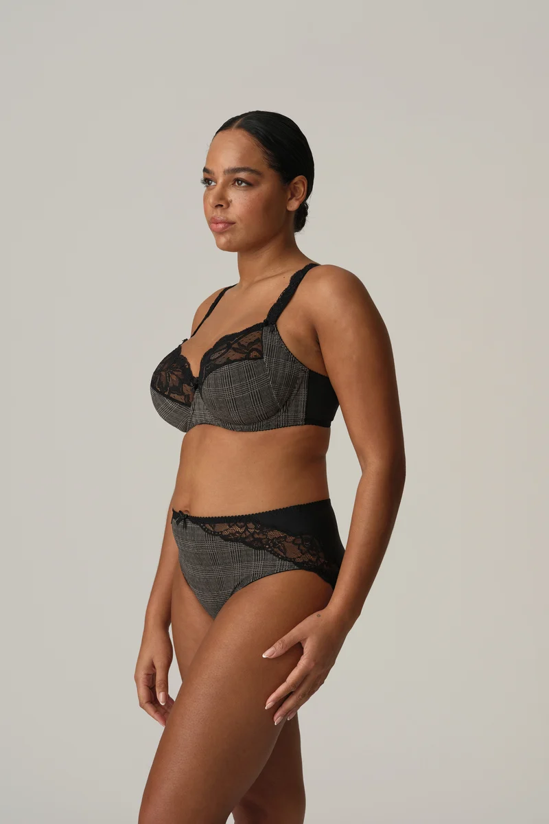MADISON Black Tailor Vollschalen-BH