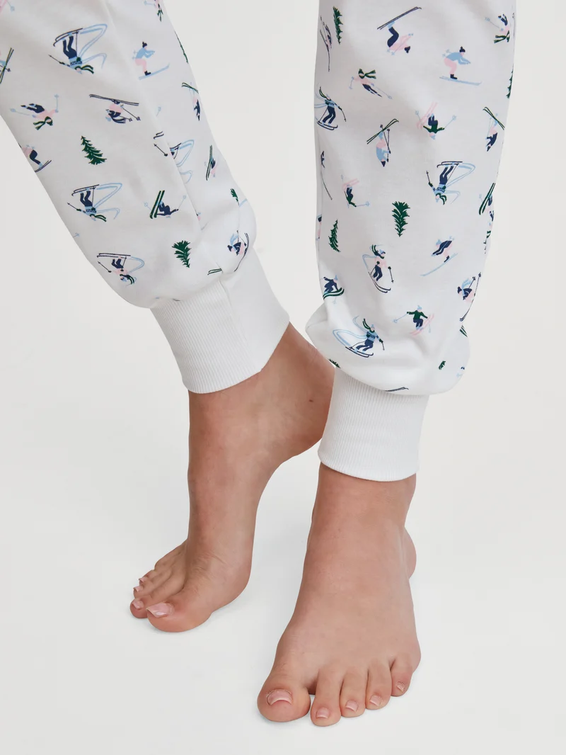 WOMEN Pants