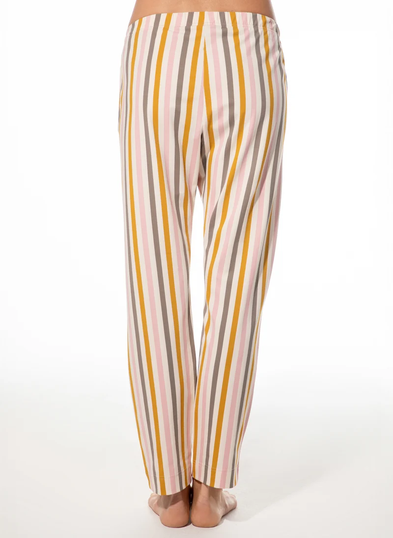 Hose Masche