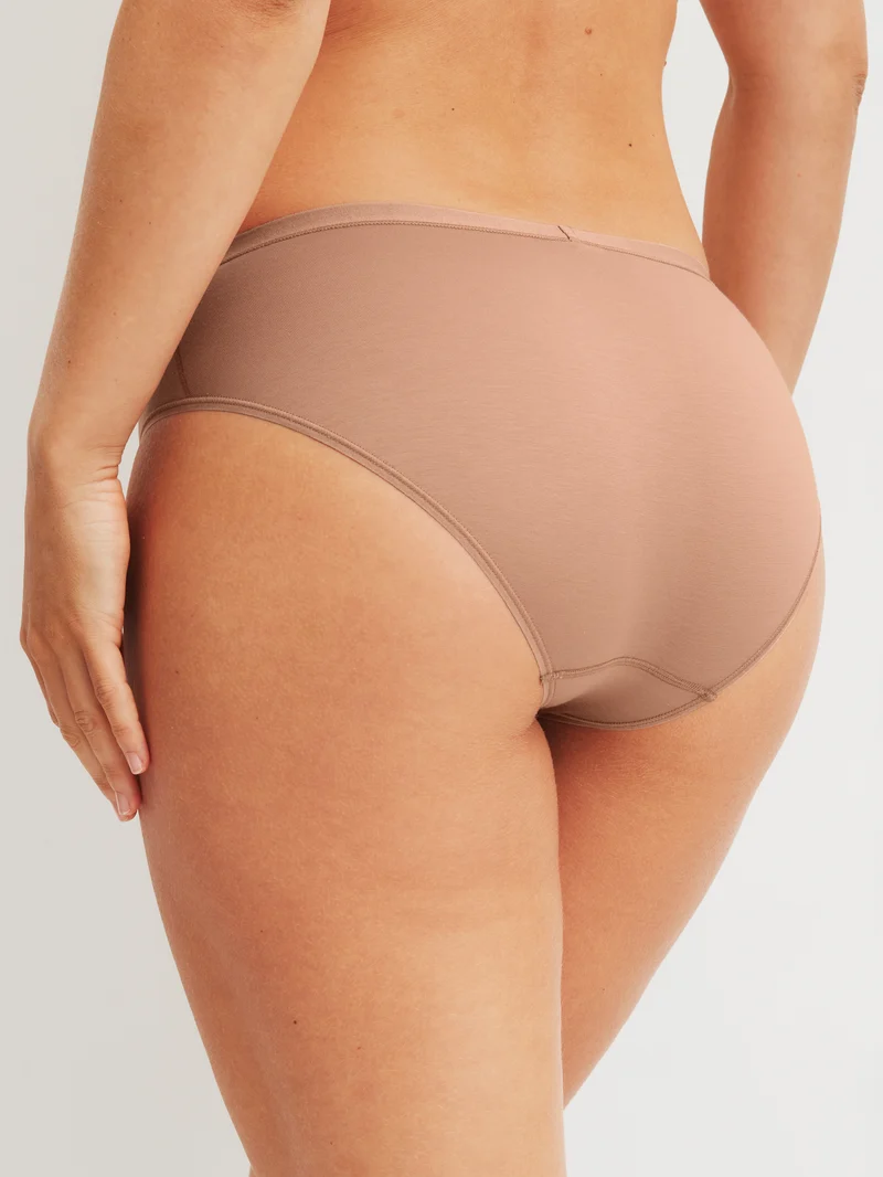 WOMEN Brief