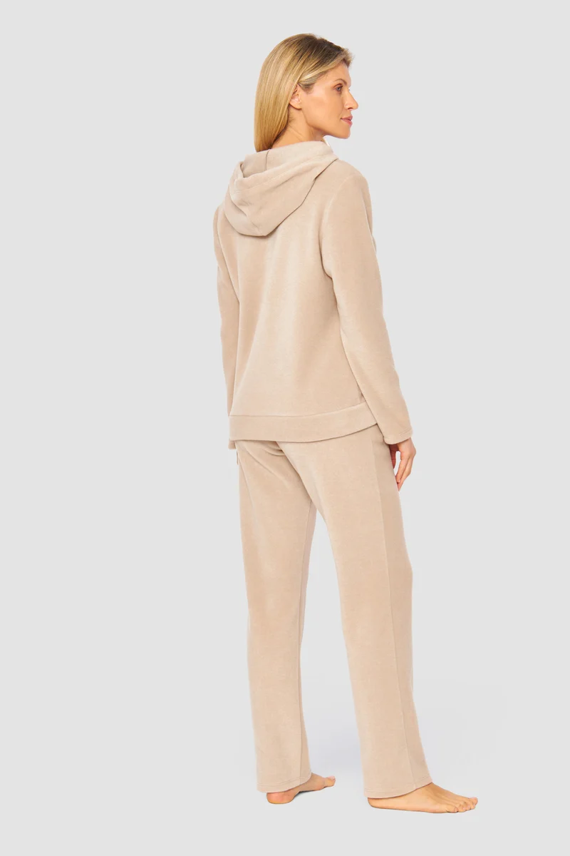 Lounge Suit 1884225