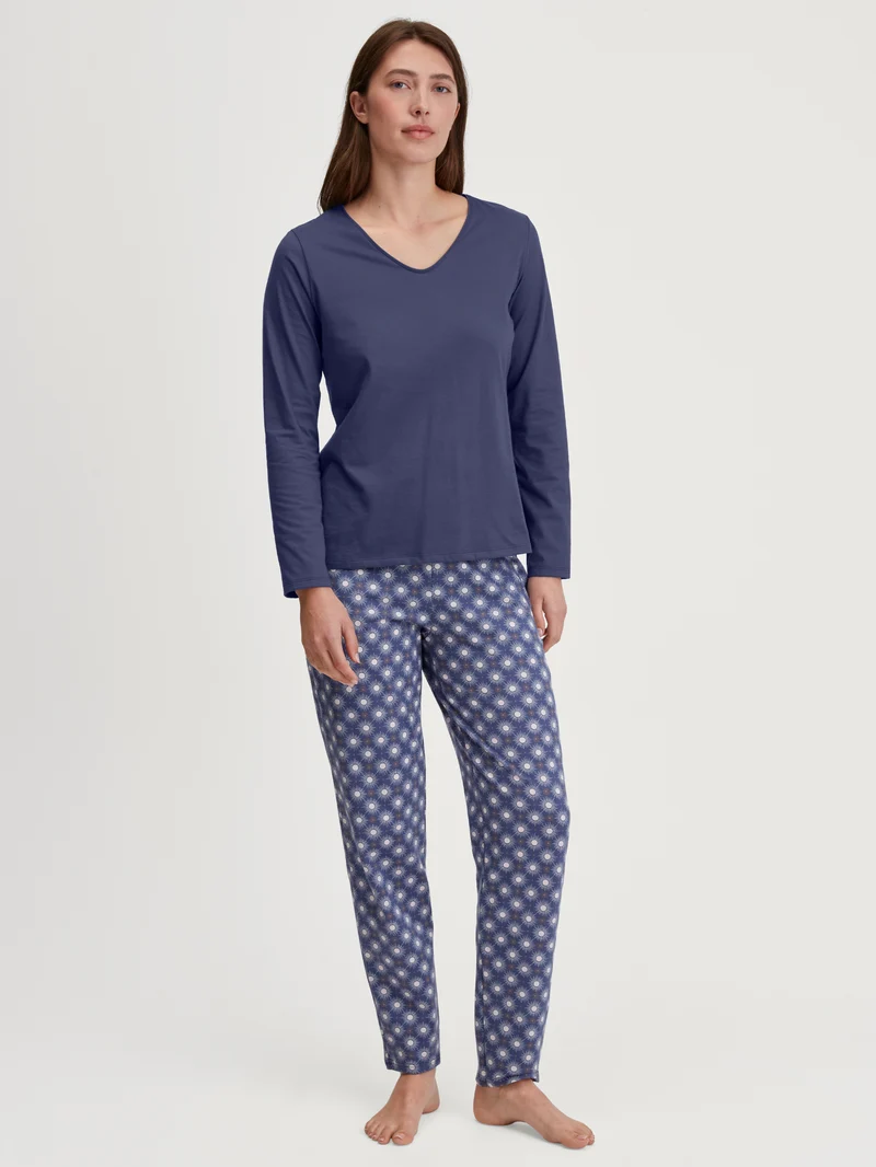 WOMEN Pants