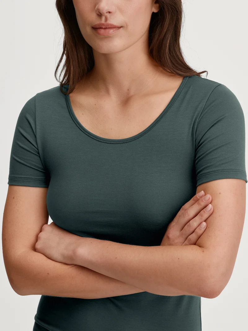 WOMEN Top short-sleeve