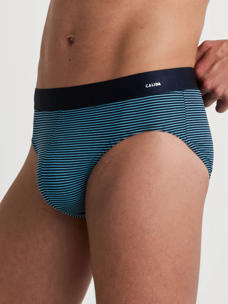 Slip, bright blue