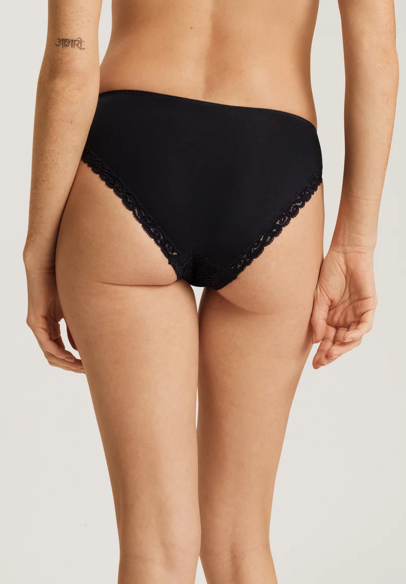 Moments Mini Briefs