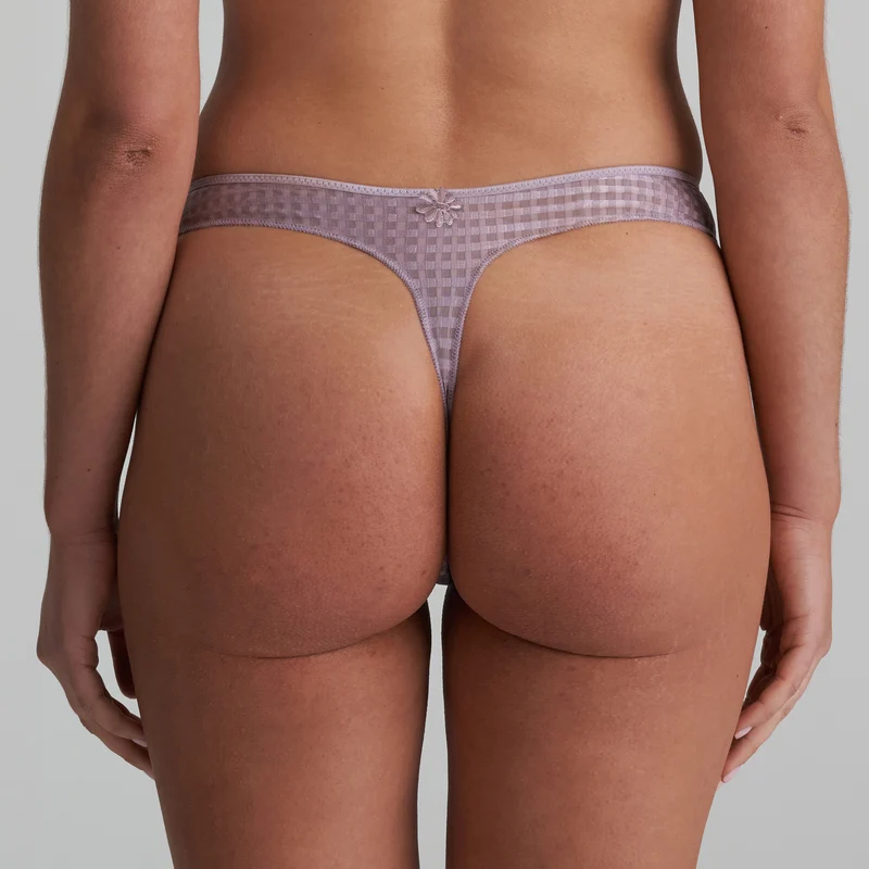 AVERO Soft Sand String
