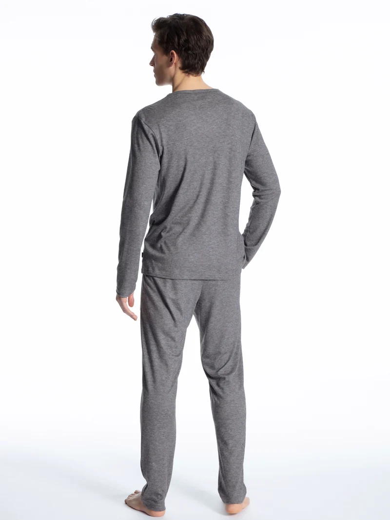 Pyjama mit Wolle