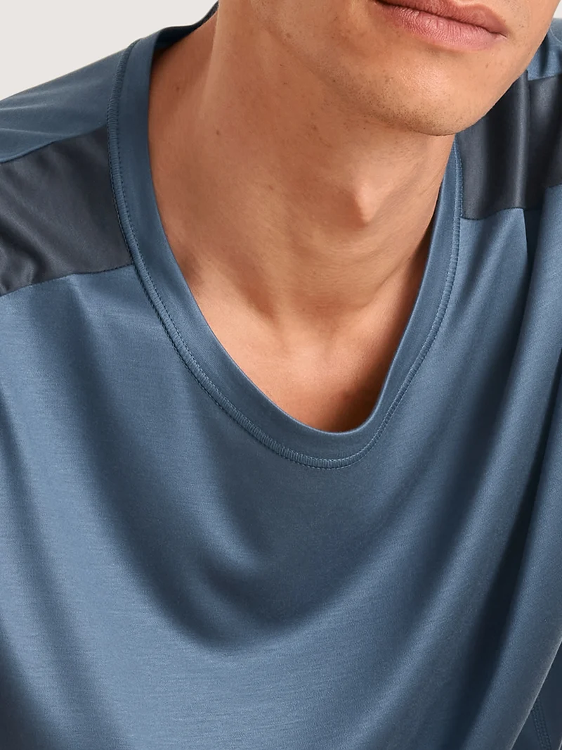 MEN T-shirt