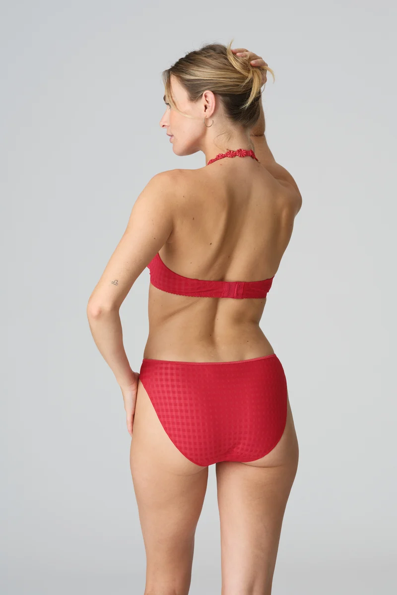 AVERO scarlet Rioslip