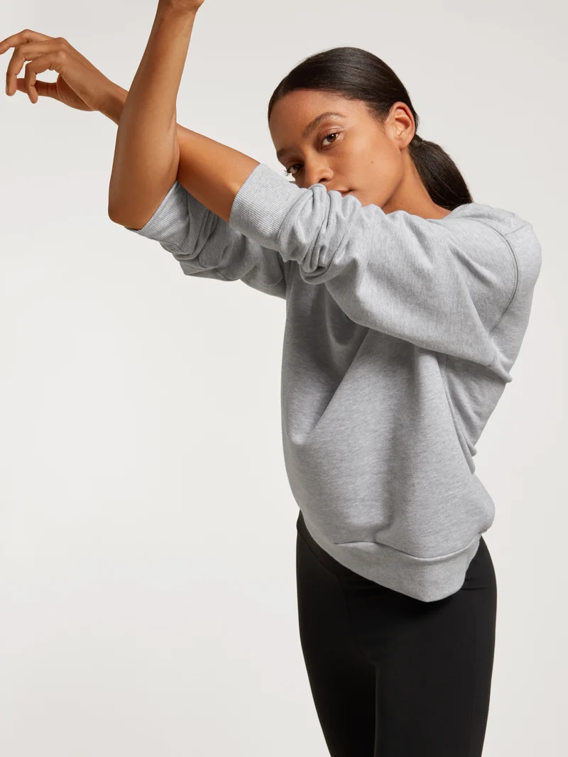 WOMEN Sweater long-sleeve