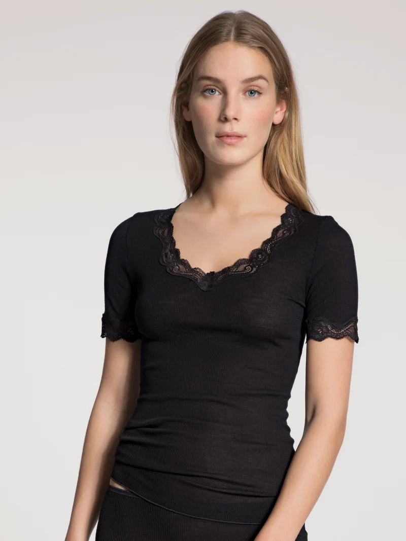 WOMEN Top short-sleeve